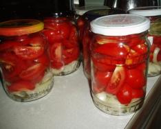 Tomates encurtidos para el invierno: recetas para preparaciones de tomates enteros y picados.